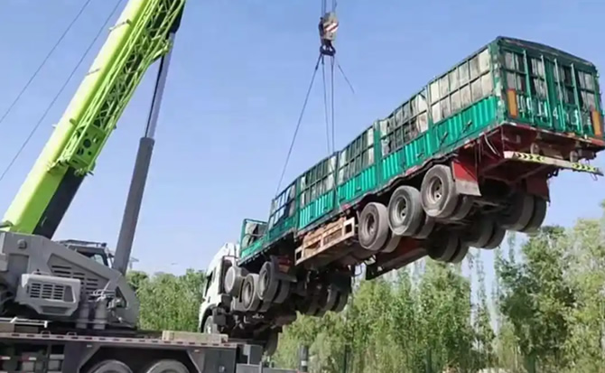 城子河区道路脱困救援案例